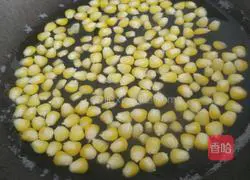 Illustration of how to make dragon fruit egg pancake 2