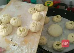 Illustration of how to make meat buns 8