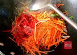 Illustration of four-color fried noodles 10