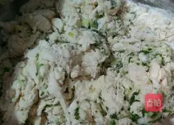 Illustration of how to make green onion pancakes 6