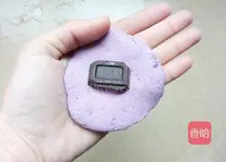 Illustration of how to make purple potato chocolate dumplings 8