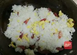 Illustration of how to make Auspicious Three Treasures Fried Rice 9