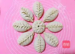 Illustration of how to make wheat ear buns 11