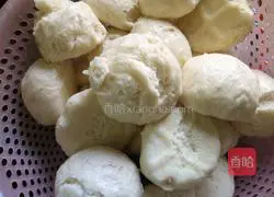 Southern Steamed Buns Illustration of how to do it 4