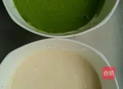 Illustration of how to make two-color love cake 3