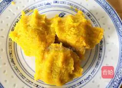 Braised pork and pumpkin stuffed buns Practice illustration 5