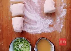 Illustration of how to make scallion pancake 4