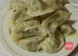 Illustration of how to make salmon and leek dumplings 10