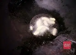 Mushroom and Potato Braised Rice (Illustration of the Casserole Version) 2