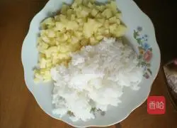 Potato and egg fried rice recipe illustration 1