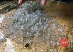 Illustration of how to make leek and egg dumplings 6