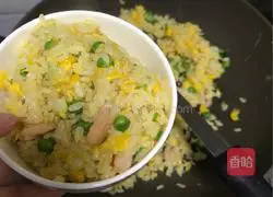 Illustration of how to make shrimp and egg fried rice 7