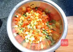 Illustration of how to make seasonal vegetable fried rice 1