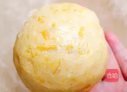 Illustration of how to make pumpkin steamed buns 4