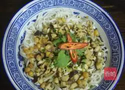 Illustration of how to make noodle toppings 11