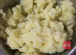 Mashed Potato Pancake Recipe Illustration 4