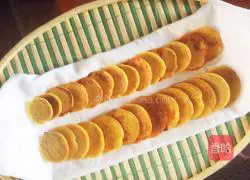 Omelette Illustration of how to do it 3