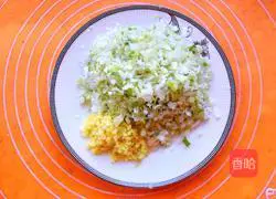 Illustration of how to make cabbage (Baicai) dumplings 8