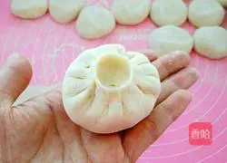 Illustration of how to make leek vegetarian buns 19