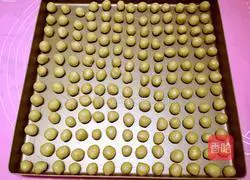 Illustration of how to make homemade Wangzai steamed buns 9