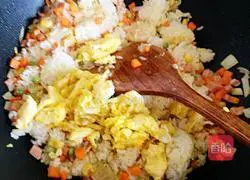 Seasonal vegetable fried rice recipe 6