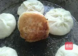 Illustration of how to make fried buns 16