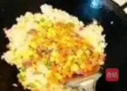 Yangzhou fried rice recipe illustration 5