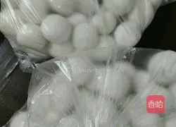 Illustration of how to make glutinous rice balls with red bean filling 9