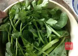 Illustration of cooking rice noodles 5