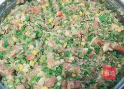 Illustration of how to make dumplings stuffed with green pepper 6