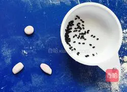 Illustration of how to make piggy sesame glutinous rice balls 12
