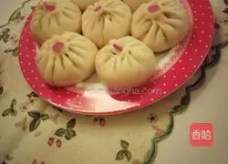 Illustration of how to make sauced pork buns 10