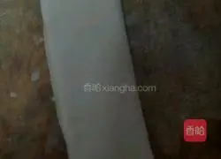 Illustration of making noodles spiral cake 12