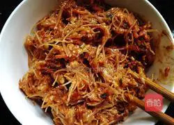 Illustration of how to make pumpkin, pork and vermicelli buns 6