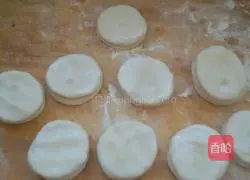 Lots Illustration of making leaf cake 9