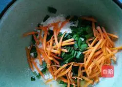 Golden Three Vegetable Cake Recipes Illustration 5