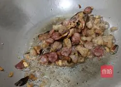 Illustration of how to make braised rice with shredded radish 5