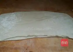 Illustration of how to make screw cakes 4