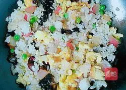 Egg Fried Rice Recipe Illustration 7