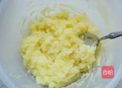 Illustration of how to make pan-fried potato pancakes 2