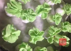 Illustration of how to make crystal cabbage steamed dumplings 19