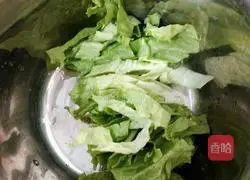 Illustration of how to make soup noodles 4