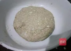 Illustration of how to make sorghum and oat blossom steamed buns 3