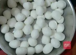 Illustration of how to make glutinous rice balls 1