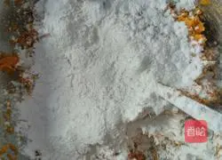 Illustration of how to make sweet potato dumplings with taro filling 6