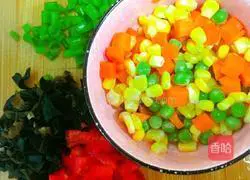 Colorful egg fried rice Illustration of how to do it 1