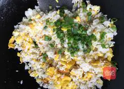 Egg Fried Rice Recipe Illustration 8