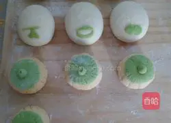 Illustration of how to make colorful steamed buns 13