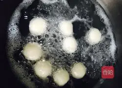 Illustration of how to make glutinous rice balls 9
