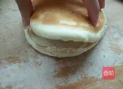 Illustration of how to make Shaobing with vegetables 6